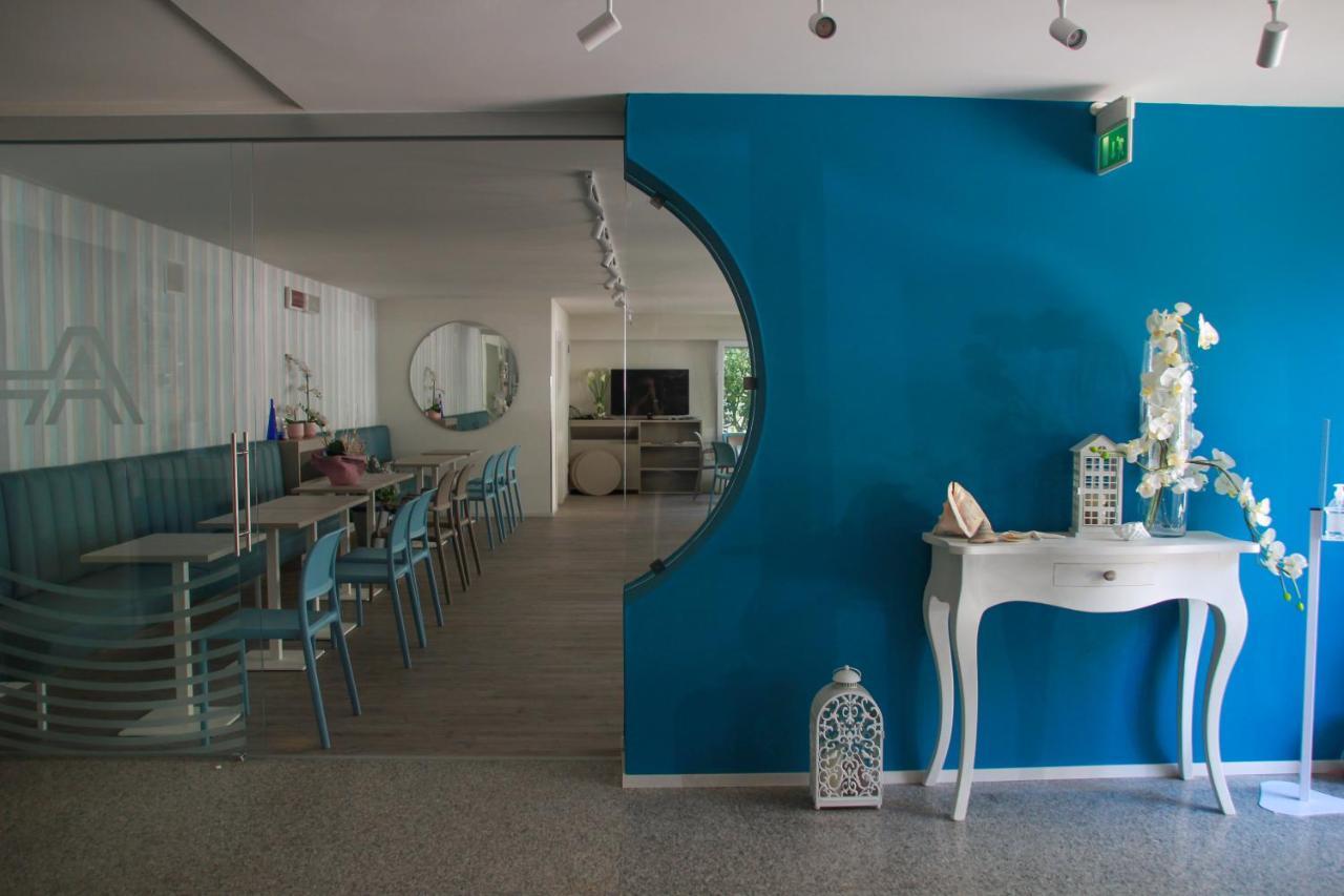 Hotel Adria Bellaria – Igea Marina Kültér fotó