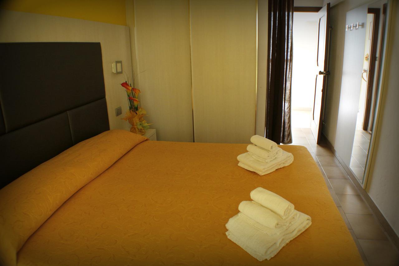 Hotel Adria Bellaria – Igea Marina Kültér fotó