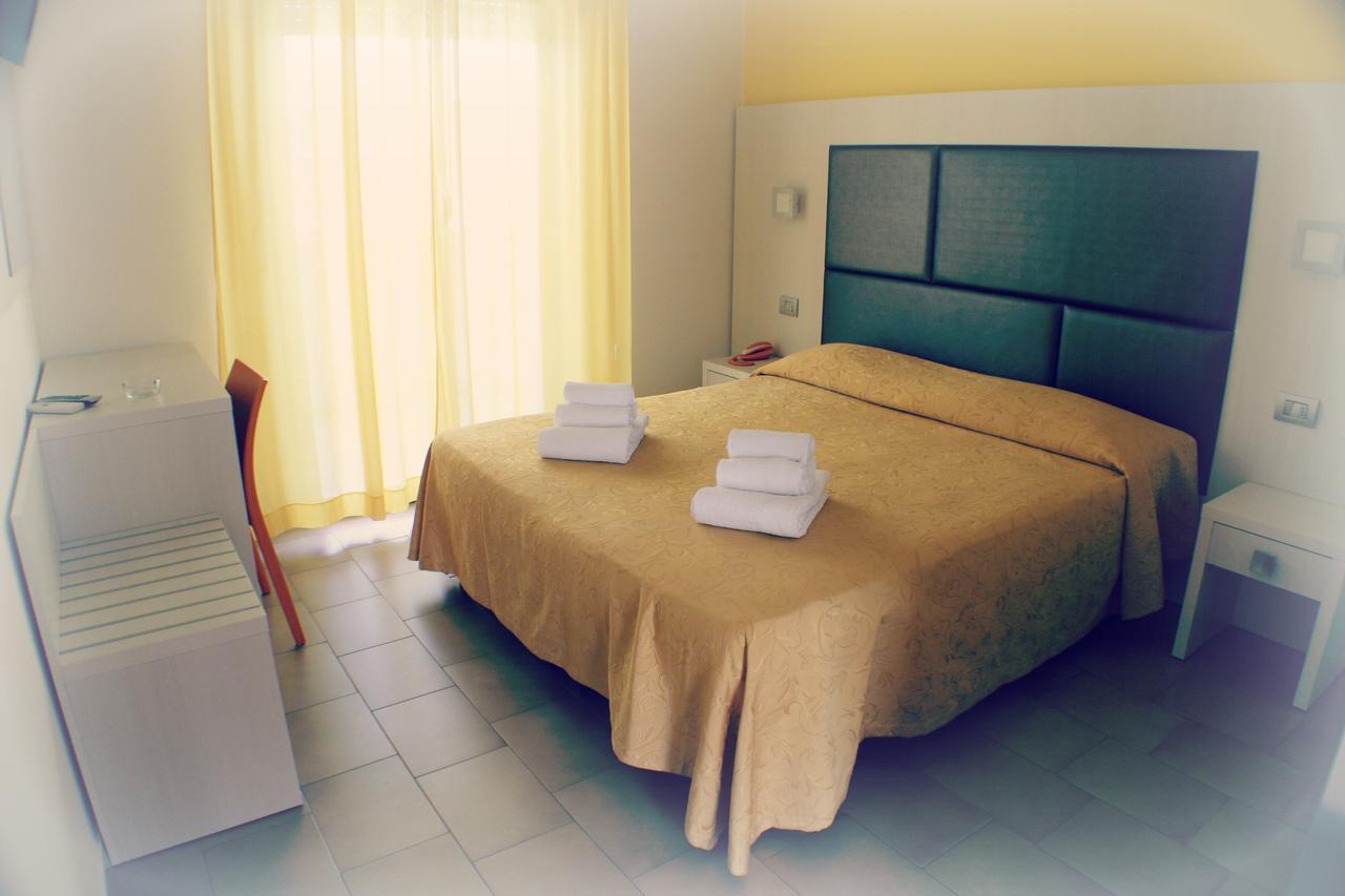 Hotel Adria Bellaria – Igea Marina Szoba fotó