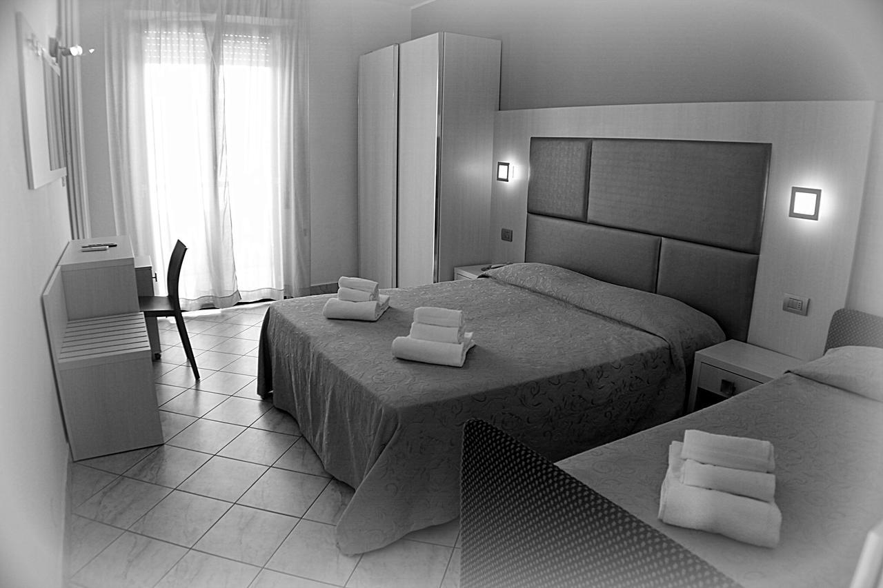 Hotel Adria Bellaria – Igea Marina Szoba fotó